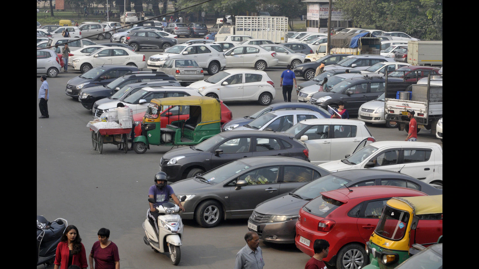 Chandigarh’s Smart Parking Project Faces Delays and Challenges