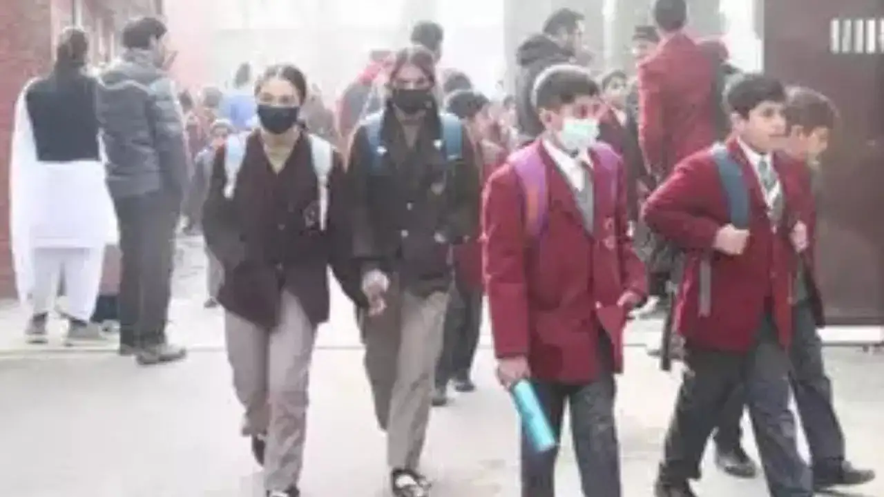 Chandigarh School Timings Adjusted for Winter: New Schedule Due to Cold Weather