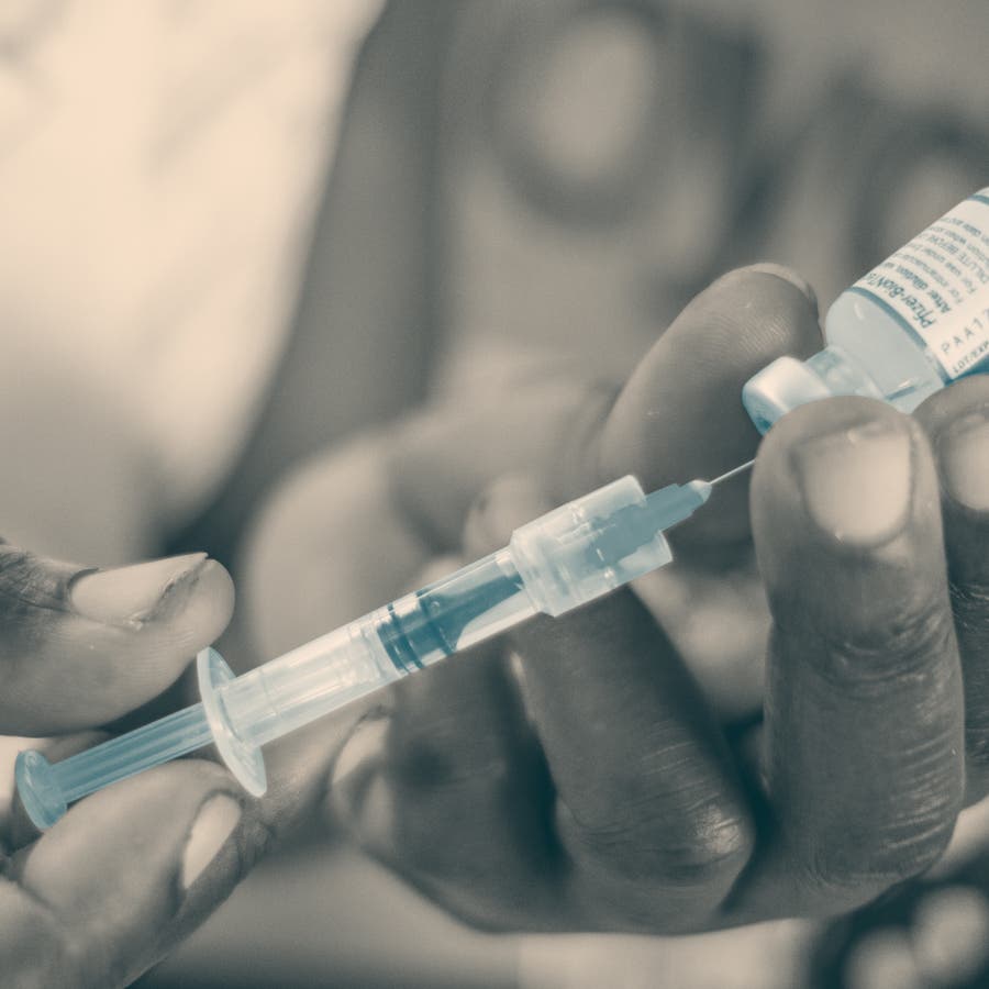 Nurse Found Dead with Syringe in Hand at Odisha Hospital; Family Questions Delay in Notification